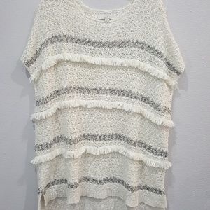 NWT Unique knitted loft top!